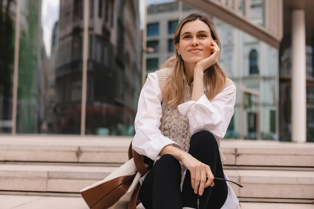 Effortless Chic: Mastering Everyday Style with Versatile Pieces Effortless Chic: Mastering Everyday Style with Versatile Pieces